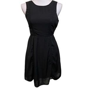 American Eagle Black Mini Lace Dress. Size 0